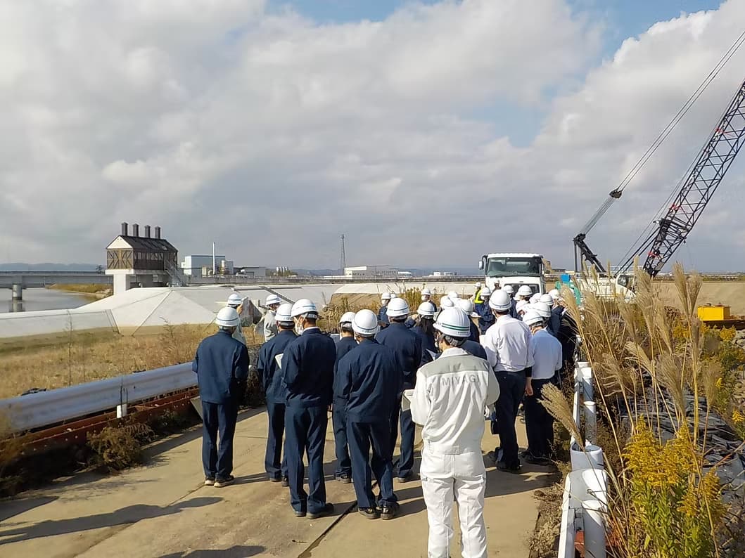 古川高校の学生さんが現場見学に来られました